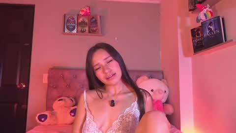alisha_olsen_ online show from June 1, 5:53 am