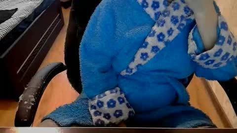 Snapshot of alisia18 chatting on February 8, 2:31 pm Alisa online show from February 8, 2:31 pm