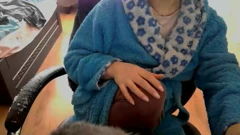 Snapshot of alisia18 chatting on February 21, 9:32 am Alisa online show from February 21, 9:32 am