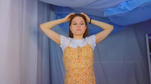 Alisia online show from January 10, 6:53 am