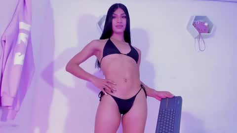 Alisia online show from January 14, 4:57 am