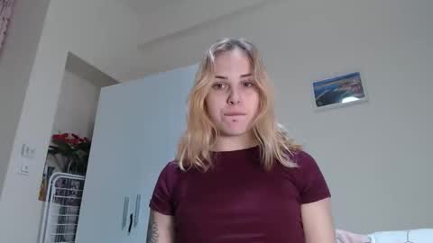 Snapshot of alismoona chatting on February 26, 5:45 pm Alisa online show from February 26, 5:45 pm