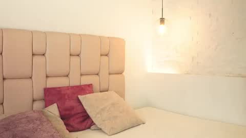 A L I S O N  online show from December 14, 12:43 pm