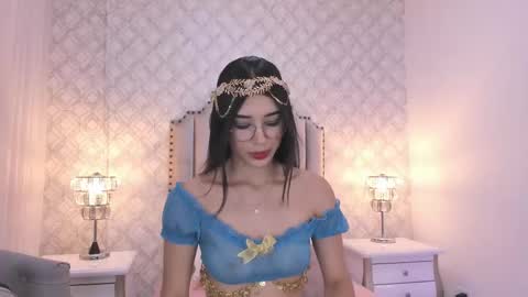 Alison online show from October 26, 7:20 pm