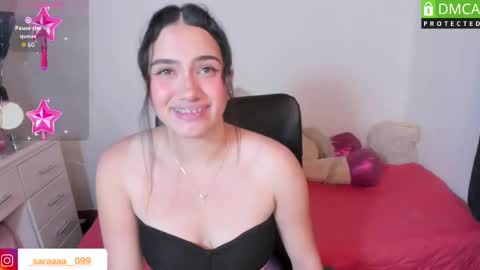 Snapshot of alison_es chatting on November 4, 8:35 am Alison cruz online show from November 4, 8:35 am