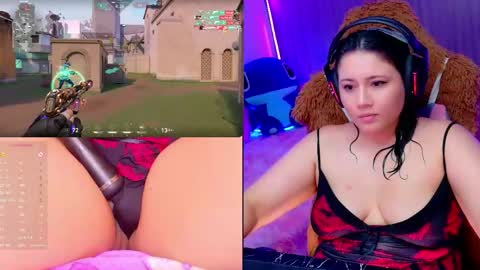 Snapshot of alison_gamer chatting on April 23, 6:32 pm Alison online show from April 23, 6:32 pm