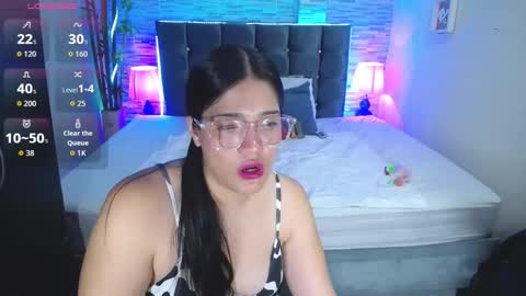 Snapshot of alison_girl22 chatting on February 11, 8:47 pm Alison online show from February 11, 8:47 pm