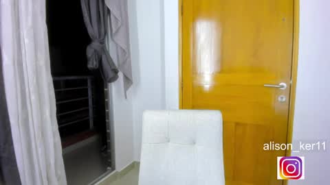 Snapshot of alison_ker chatting on May 15, 3:13 am Sofias house online show from May 15, 3:13 am