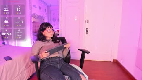 Alison Fishert online show from December 22, 12:13 pm