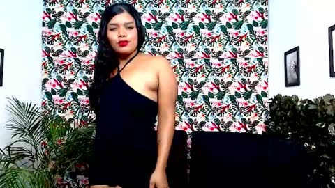 Snapshot of alisonn_hot chatting on December 12, 6:14 am ALISSON HOT online show from December 12, 6:14 am