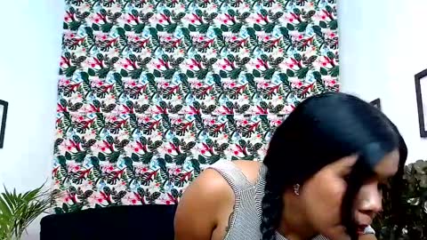 Snapshot of alisonn_hot chatting on January 9, 3:58 am ALISSON HOT online show from January 9, 3:58 am