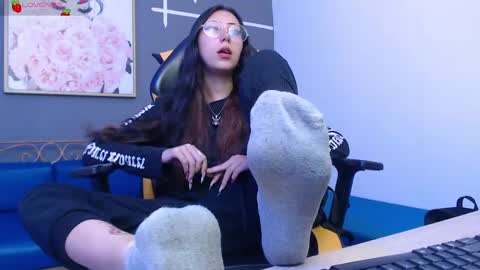 aliss_angel_ online show from April 14, 8:37 pm