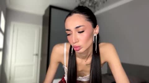 Alissa online show from November 21, 7:12 pm