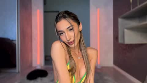 Alissa online show from July 20, 3:14 pm