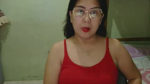 Snapshot of alissalove18 chatting on May 3, 12:16 am alissalove18 online show from May 3, 12:16 am