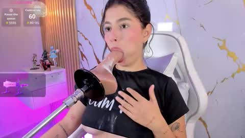 Alissa owens online show from November 11, 5:24 pm