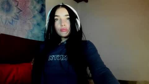 Alisson369  online show from October 5, 10:13 am