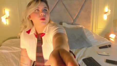 Alisson Joness online show from November 9, 4:55 am