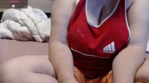 Snapshot of alissonnat chatting on February 15, 9:41 am Alissonnat online show from February 15, 9:41 am