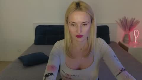 alisssarose online show from January 7, 10:41 pm