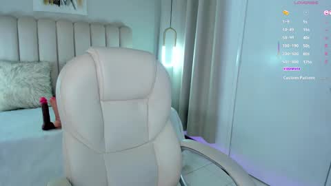 TATIS  online show from February 1, 2:47 am