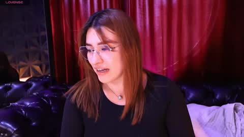 Alix online show from March 27, 9:03 pm