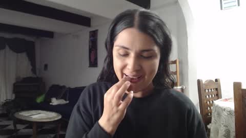 Alix online show from March 3, 1:10 am