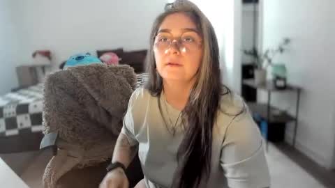 Snapshot of alix_valentine chatting on September 18, 10:56 pm alix_valentine online show from September 18, 10:56 pm