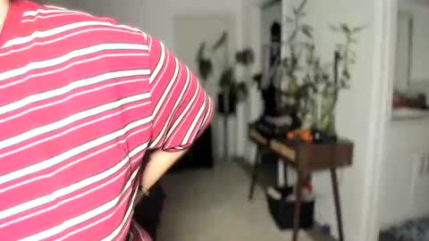 alix_valentine online show from November 11, 1:38 am