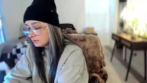 alix_valentine online show from November 13, 2:49 pm