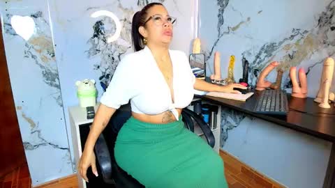 Alix online show from February 28, 1:28 am