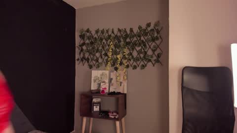 alixon online show from December 13, 2:10 am