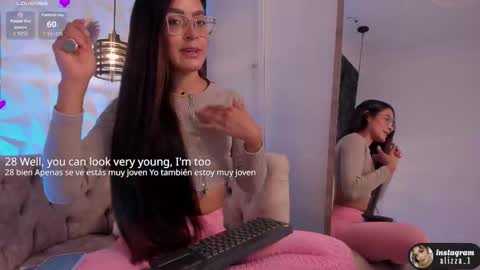 alizza_ online show from September 25, 11:47 am