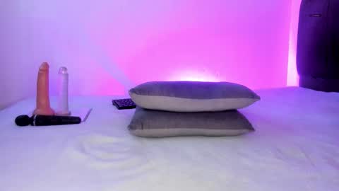 alizzon online show from February 4, 11:20 pm