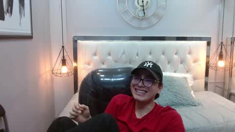 Snapshot of aljvr_ chatting on November 20, 1:44 pm ALJVR online show from November 20, 1:44 pm
