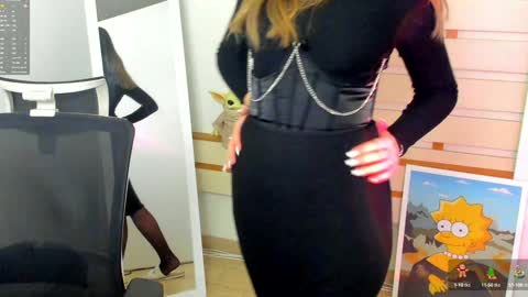 Allana online show from December 5, 11:05 am