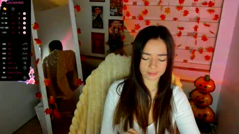 Allana online show from October 19, 6:36 am