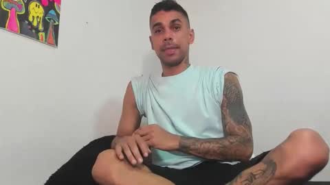 Snapshot of allanbarreto chatting on March 22, 8:23 pm Allan online show from March 22, 8:23 pm