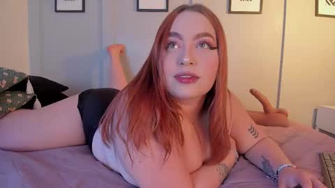 Laura online show from December 1, 12:48 am