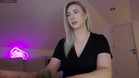 Snapshot of allayah chatting on March 26, 9:15 am A day u didnt smile is a lost day online show from March 26, 9:15 am