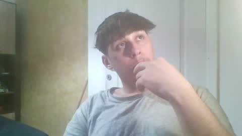 Snapshot of alldickshere2 chatting on July 18, 5:17 pm fuckmales online show from July 18, 5:17 pm