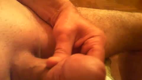 Snapshot of allelo84 chatting on December 1, 8:20 pm allelo84 online show from December 1, 8:20 pm