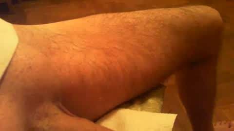 Snapshot of allelo84 chatting on December 4, 11:02 pm allelo84 online show from December 4, 11:02 pm