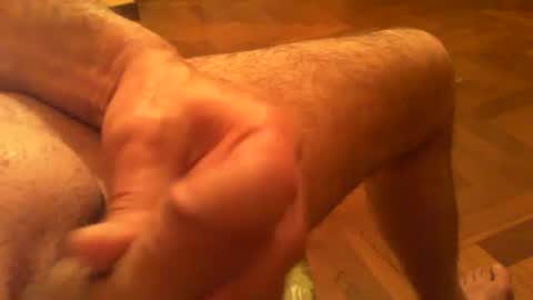 Snapshot of allelo84 chatting on December 5, 7:06 pm allelo84 online show from December 5, 7:06 pm