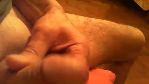 Snapshot of allelo84 chatting on January 29, 2:19 am allelo84 online show from January 29, 2:19 am