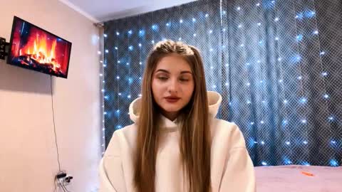 Emily online show from December 20, 11:28 am