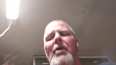 Snapshot of allenhammack575 chatting on May 11, 12:44 pm allenhammack575 online show from May 11, 12:44 pm