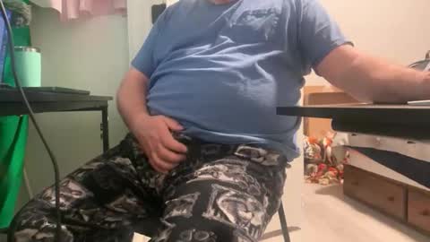 Allergictolove online show from November 21, 3:11 pm