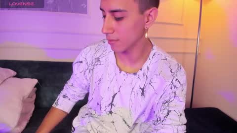 Allex online show from December 6, 8:07 pm