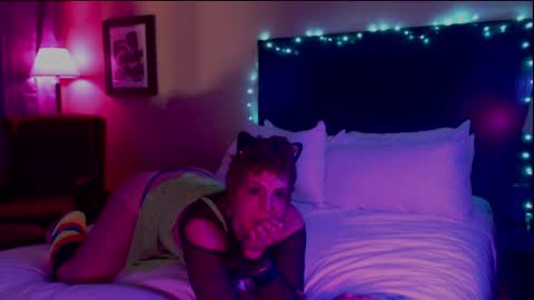 Snapshot of alleycatzparty chatting on March 9, 2:18 am alleycatzparty online show from March 9, 2:18 am